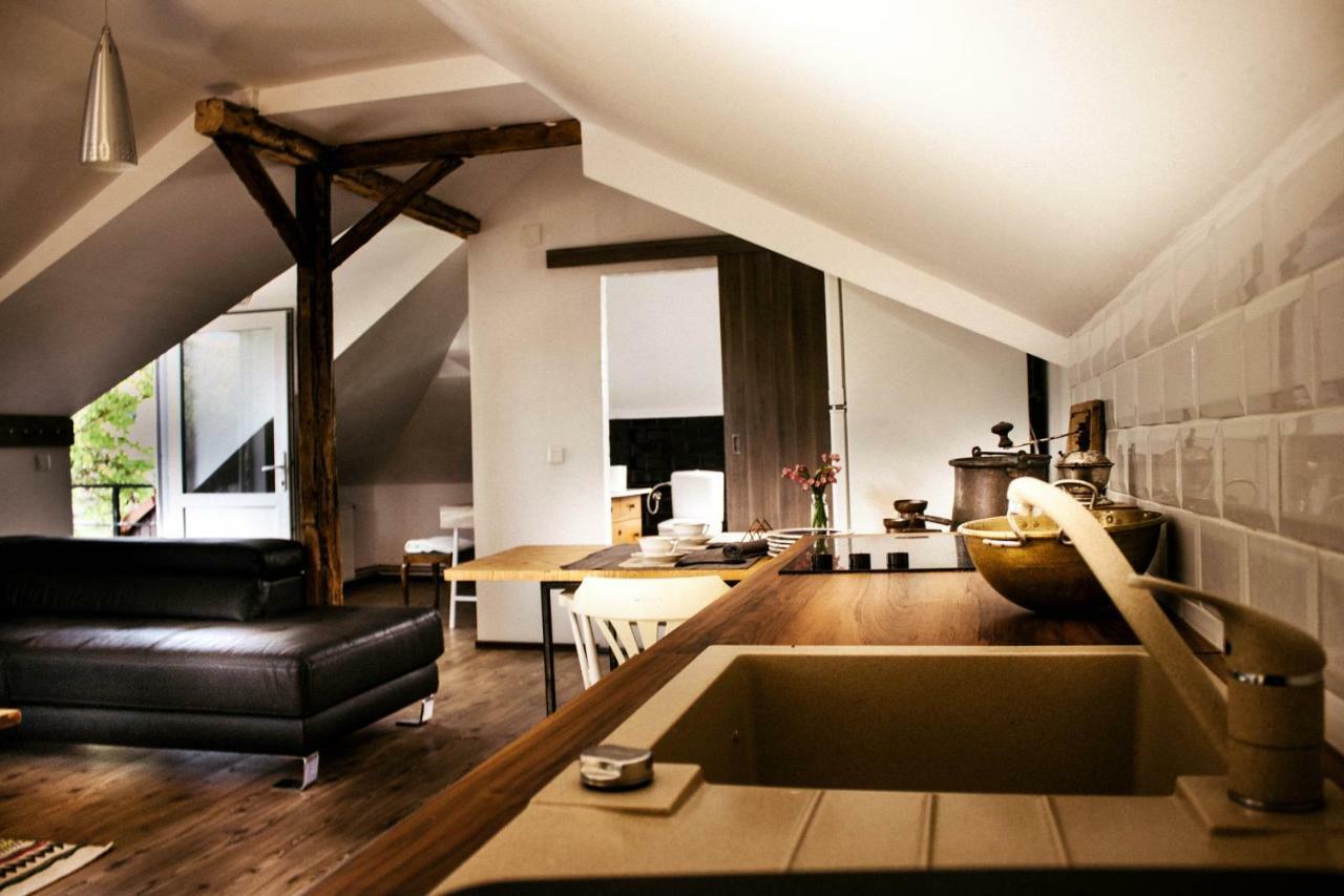 Cotton Loft Apartment อัลบายูเลีย ภายนอก รูปภาพ