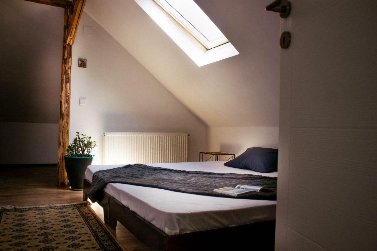 Cotton Loft Apartment อัลบายูเลีย ภายนอก รูปภาพ